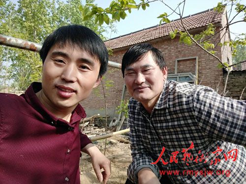 袁长彪:与大衣哥齐唱长江水 袁长彪:与大衣哥齐唱长江水
