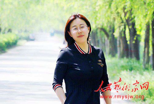 ������ʫ��ѡ��