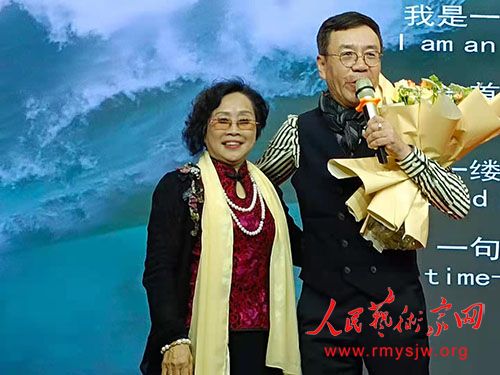 ����ΰ���й��� ϲ�콨�������� �й��������� ��Ʒ��������۶ �Ÿ�����ʯ�򡱲ɷ�ʻ�