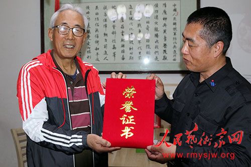 ���бʸ���ʮ�� �����м��̵���