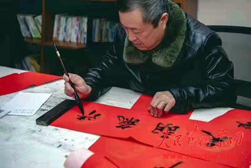 �۰��������ع�Ī����ǰϦ���硰�͸����ʹ���