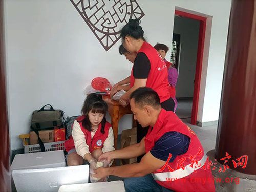 ϲӭ����ʮ�󡱣�����������幤Э�Ὺչ�º���ů�ļ�԰����