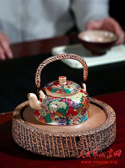 �й���������ʦ������Ůʿ����ɰ����֮·