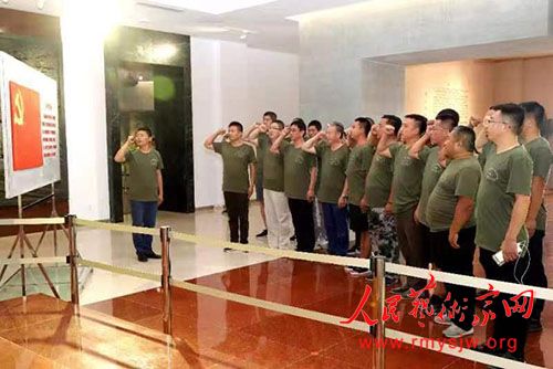 投身乡村振兴伟业——全力打造“兵哥果菜新农人”响亮劳务品牌 投身乡村振兴伟业——全力打造“兵哥果菜新农人”响亮劳务品牌