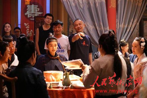 �о�ִ��������Ӣ��֮�����⴫��ȼ������  Ц���糱ˮ��ӿ��