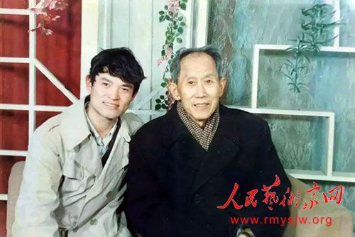 �����£��� �� �� �� ��