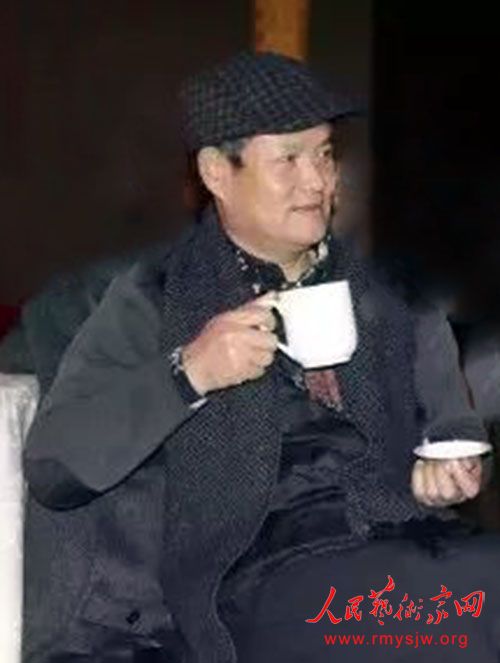 �����£��� �� �� �� ��