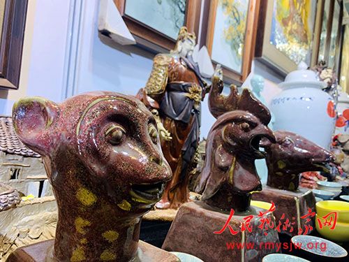 �����Ļ���ҵ������ϯ��������һ�е����������������Һ齭�������մ�����չ������