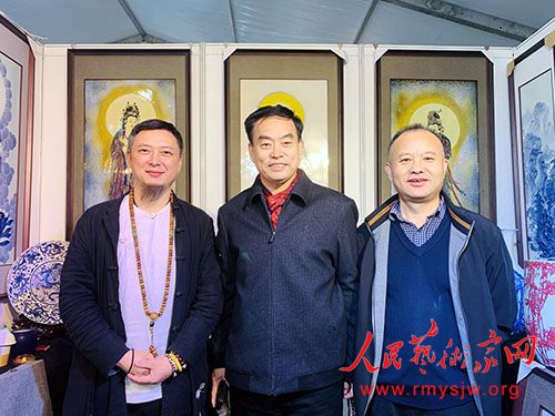 �����Ļ���ҵ������ϯ��������һ�е����������������Һ齭�������մ�����չ������